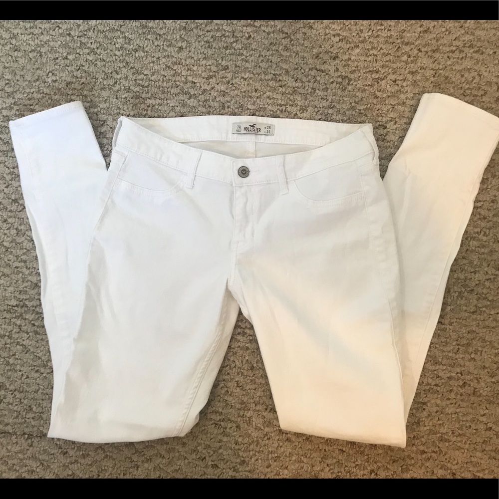 Hollister white straight/skinny jean